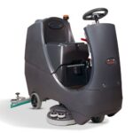 CRG8072 automat szorująco – zbierający z trakcją Numatic