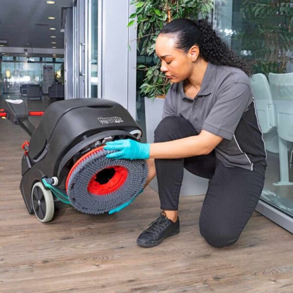 TTB1840NX-R Twintec automat szorująco – zbierający Numatic 6 TTB1840NX-R Twintec automat szorująco – zbierający Numatic